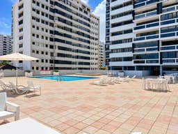 Apartamento de esquina frente al mar en St. Mary's, Condado