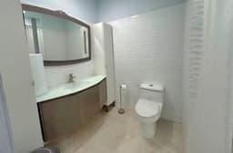 Casa de 4 habitaciones en Preciosas Vistas del Lago, Toa Alta