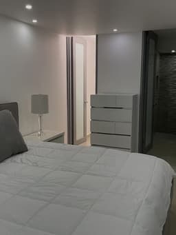 Apartamento remodelado y amueblado en Laguna Gardens II, Carolina